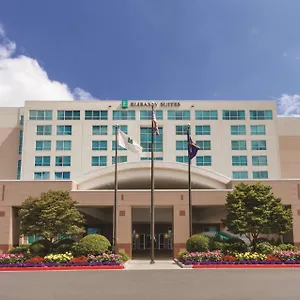 Hotel Embassy By Hilton Airport